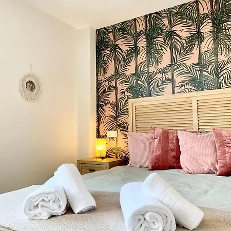 Atico Huelin Playa Apartment